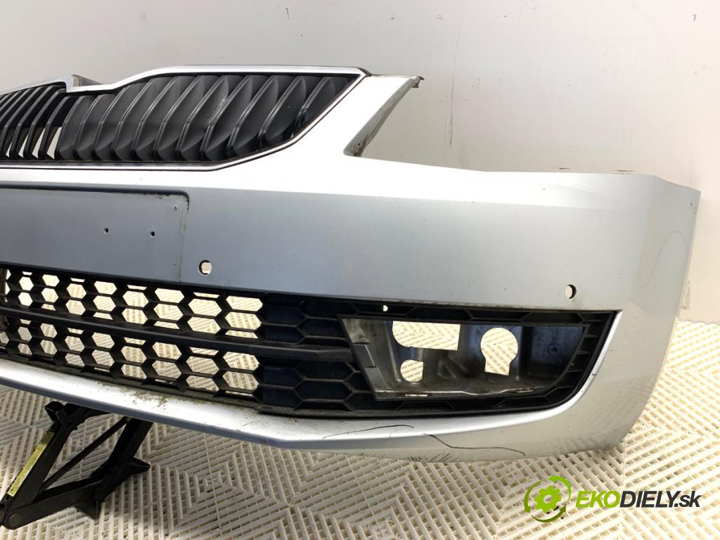 SKODA OCTAVIA III Combi (5E5, 5E6) 2012 - 2022    1.6 TDI 81 kW [110 KM] olej napędowy 2013 - 2022  nárazník přední část  (Ostatné)