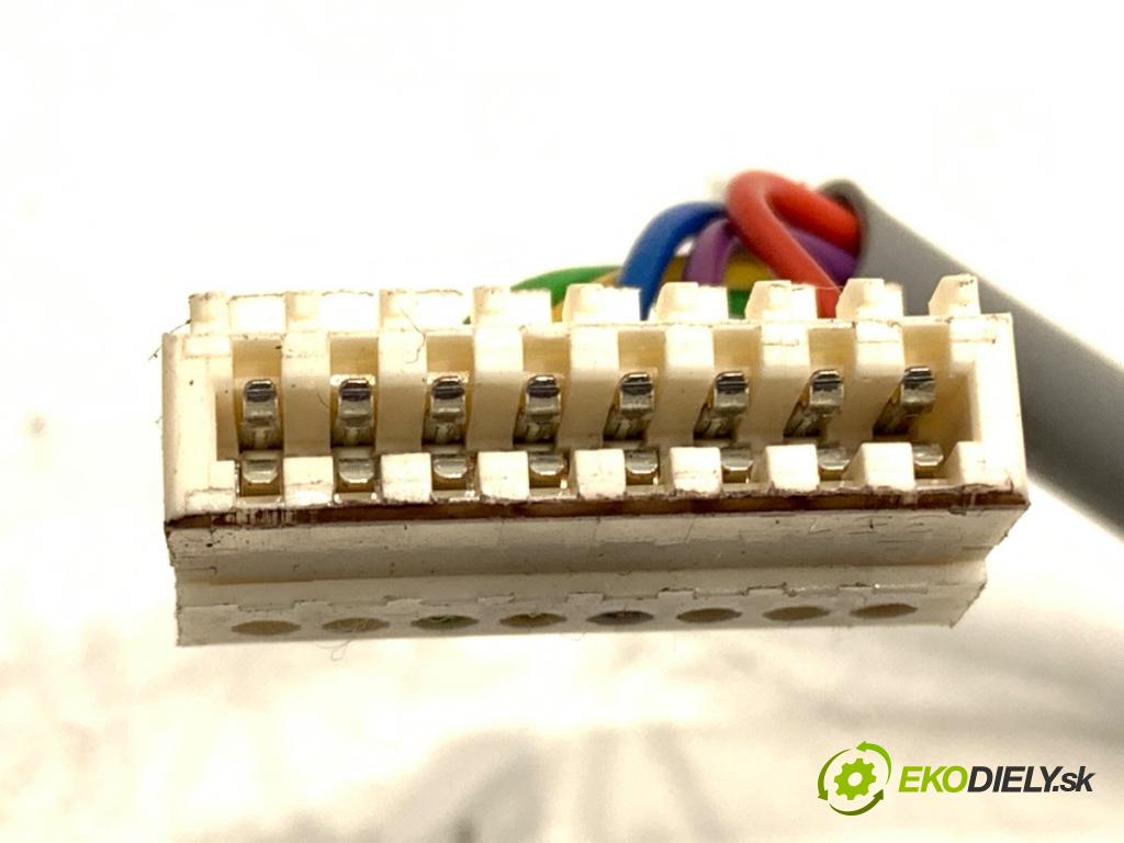 SKODA OCTAVIA III Combi (5E5, 5E6) 2012 - 2022    1.6 TDI 81 kW [110 KM] olej napędowy 2013 - 2022  spinačka 5Q0905865 (Spínacia skrinka)