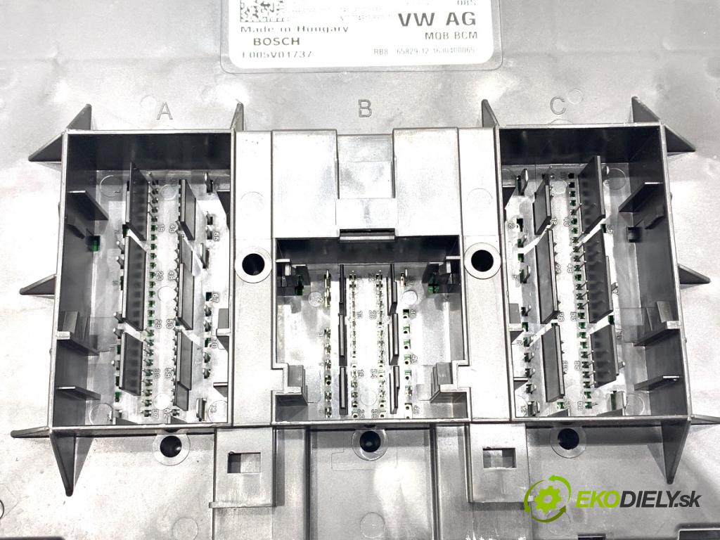 SKODA OCTAVIA III Combi (5E5, 5E6) 2012 - 2022    1.6 TDI 81 kW [110 KM] olej napędowy 2013 - 2022  Modul komfortu 5Q0937086AH (Modul komfortu)