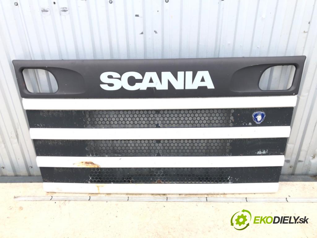 SCANIA 4 - series Platforma / podwozie 2003 242 kW 114 C/330 242 kW [329 KM] olej napędowy 1999 - 2004 10640 Mriežka maska  (Mriežka predná (maska chladiča))