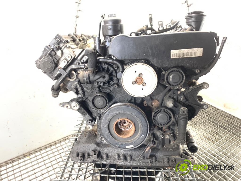 AUDI A4 B8 (8K2) 2007 - 2015    3.0 TDI quattro 176 kW [240 KM] olej napędowy 2007 - 2012  Motor CAP (Motor)