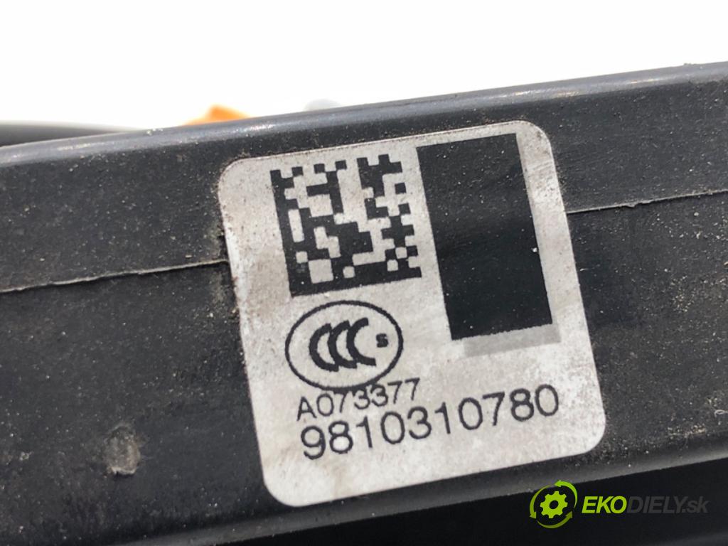 CITROEN C4 PICASSO II 2013 - 2022    1.2 THP 130 96 kW [130 KM] benzyna 2014 - 2022  zámok dveře pravý zadní část 9810310780