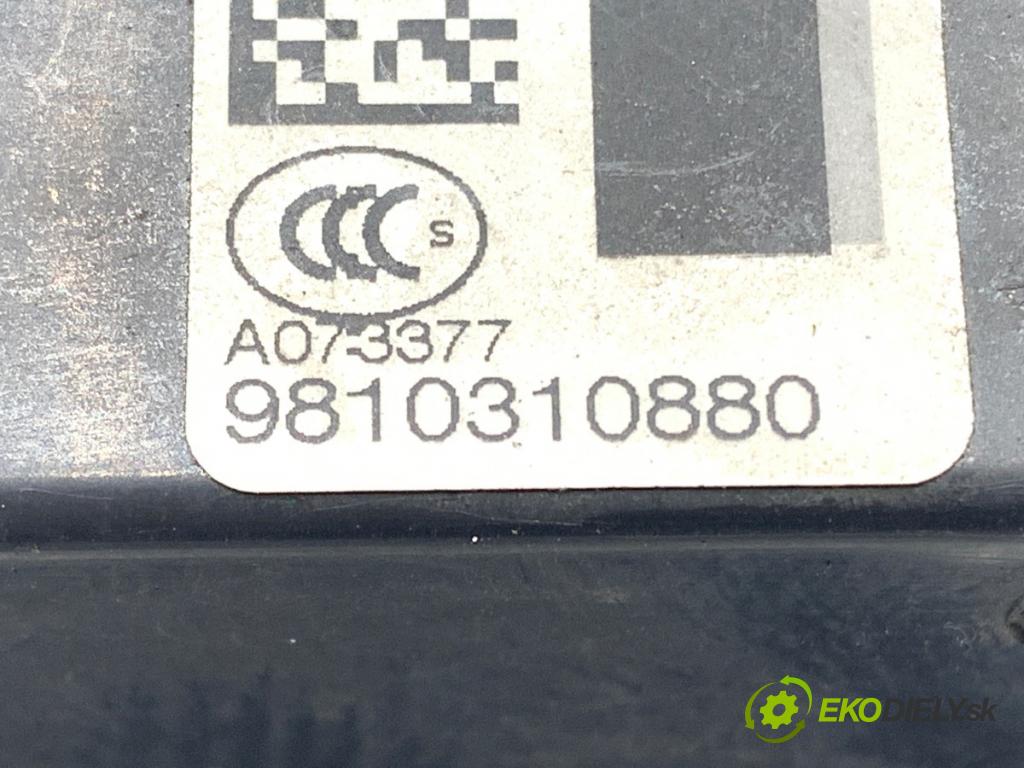 CITROEN C4 PICASSO II 2013 - 2022    1.2 THP 130 96 kW [130 KM] benzyna 2014 - 2022  zámok dveře levý zadní část 9810310880