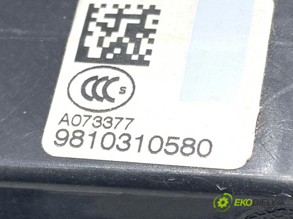 CITROEN C4 PICASSO II 2013 - 2022    1.2 THP 130 96 kW [130 KM] benzyna 2014 - 2022  zámok dveře levý přední část 9810310580