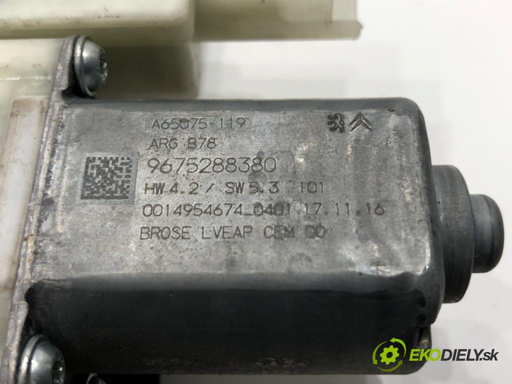 CITROEN C4 PICASSO II 2013 - 2022    1.2 THP 130 96 kW [130 KM] benzyna 2014 - 2022  mechanismus okna levý zadní část 9676172480