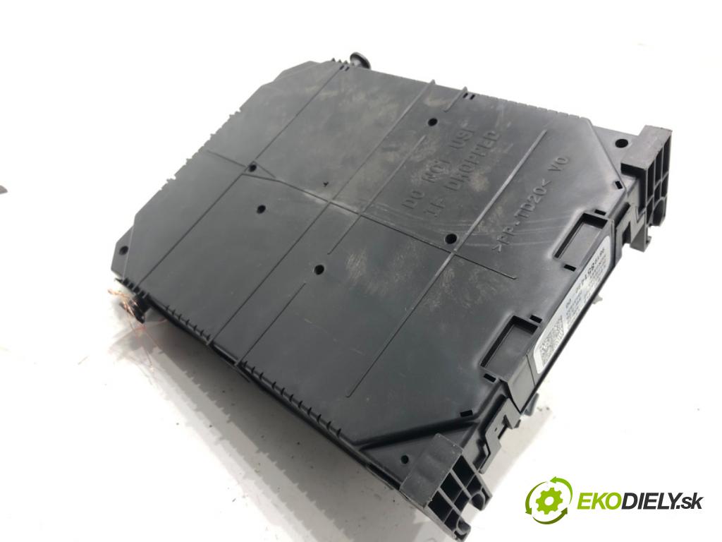 CITROEN C4 PICASSO II 2013 - 2022    1.2 THP 130 96 kW [130 KM] benzyna 2014 - 2022  Modul BSI 9819851480 (Poistková skrinka)