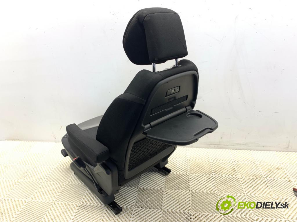 CITROEN C4 PICASSO II 2013 - 2022    1.2 THP 130 96 kW [130 KM] benzyna 2014 - 2022  Sedadlo pravy predný