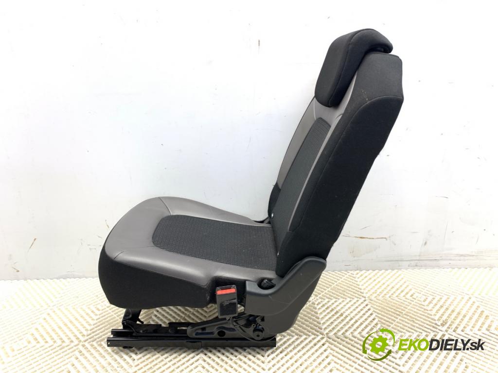 CITROEN C4 PICASSO II 2013 - 2022    1.2 THP 130 96 kW [130 KM] benzyna 2014 - 2022  Sedadlo zad