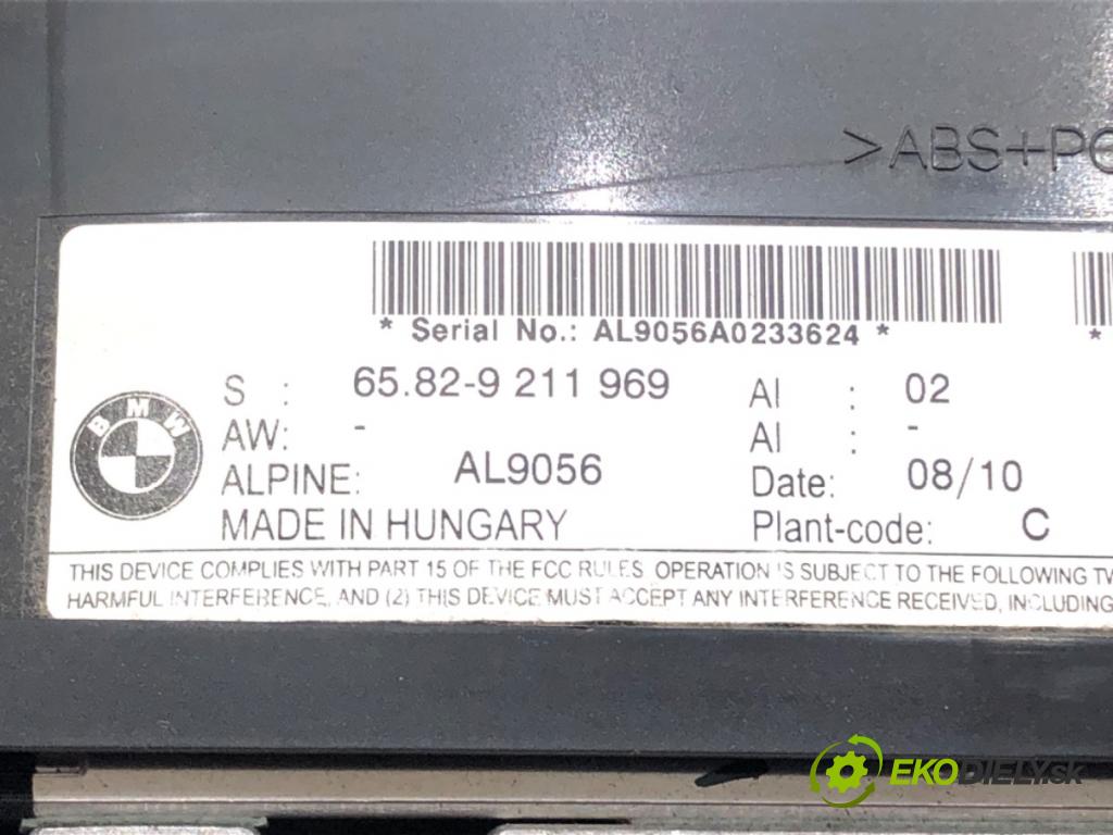 BMW E61 Kombi 2010 130 kW 520 d 1995 Dislpej 9211969 (Prístrojová doska, displej)