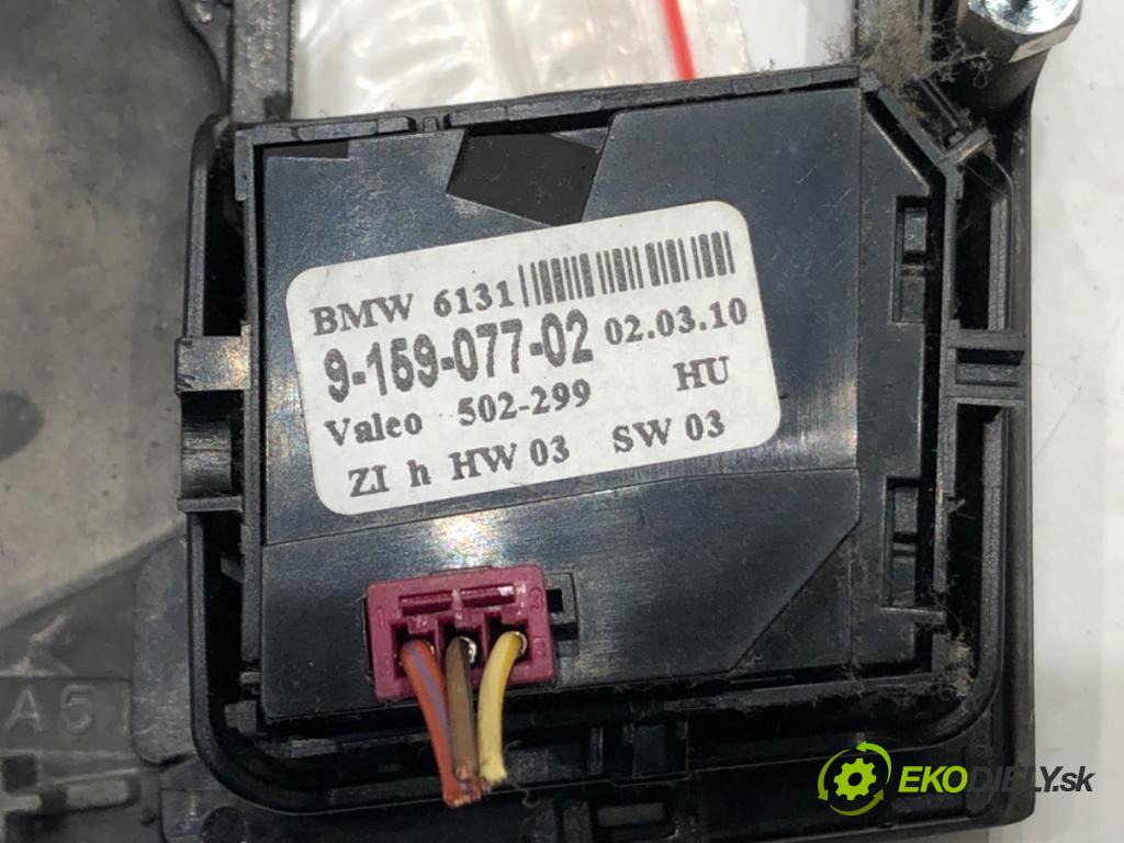 BMW E61 Kombi 2010 130 kW 520 d 1995 Prepínač ohrievania, vyhrievania sedačky 9159077 9159052 (Prepínacie páčky pod volantom)