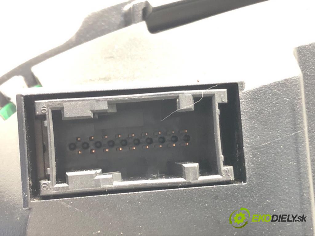 BMW E61 Kombi 2010 130 kW 520 d 1995 Prístrojovka 9194889 (Prístrojová doska, displej)
