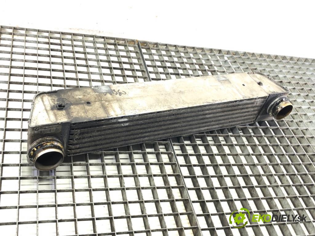 BMW 5 Touring (E61) 2004 - 2010    520 d 130 kW [177 KM] olej napędowy 2007 - 2010  intercooler 7795823 (Chladiče nasávaného vzduchu (intercoolery))
