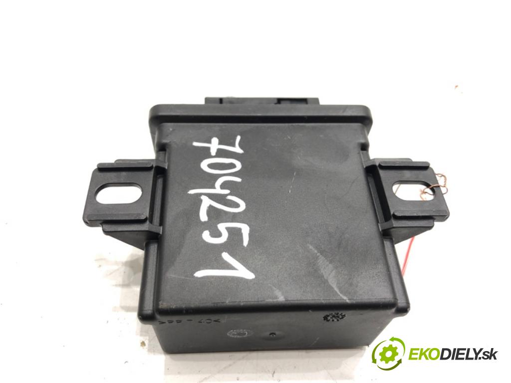 AUDI A6 C7 (4G2, 4GC) 2010 - 2018    2.0 TFSI quattro 185 kW [252 KM] benzyna 2014 - 2018  Modul svetiel 4H4907357E (Riadiaca jednotka ostatné)