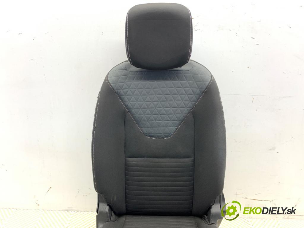 RENAULT CLIO IV Kombi 2014 66 kW 1.5 dCi 90 (KHN3, KHN4) 1461 Sedadlo pravy predný