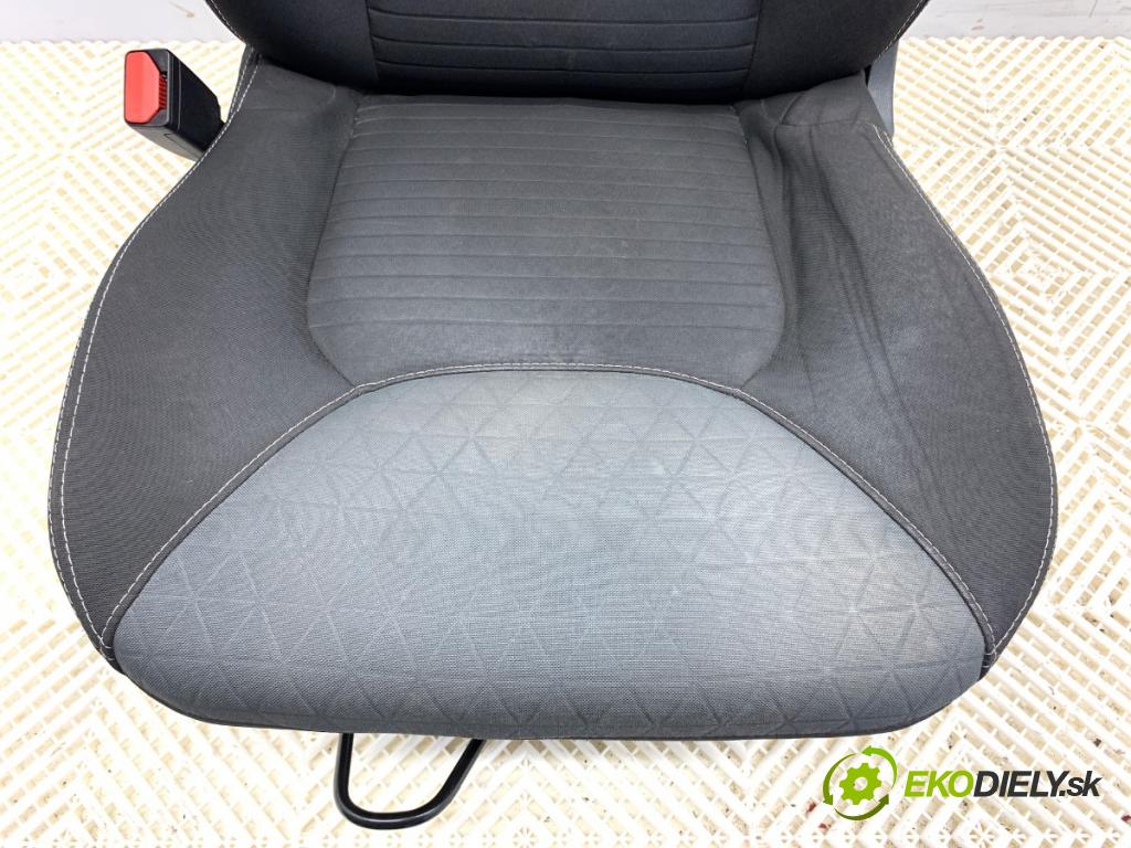 RENAULT CLIO IV Grandtour (KH_) 2012 - 2022    1.5 dCi 90 (KHN3, KHN4) 66 kW [90 KM] olej napędowy 2012 - 2022  Sedadlo ľavy predný