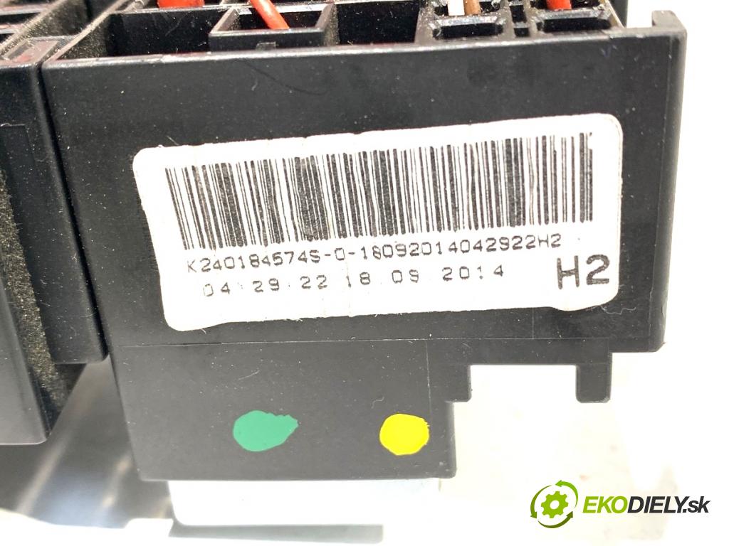 RENAULT CLIO IV Kombi 2014 66 kW 1.5 dCi 90 (KHN3, KHN4) 1461 Skrinka poistková 240184574S (Poistková skrinka)