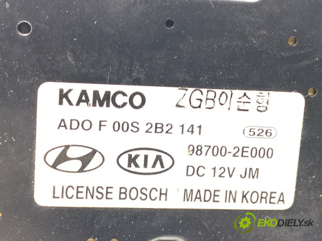 HYUNDAI TUCSON SUV 2004 83 kW 2.0 CRDi 1991 Motor stieračov zad 98700-2E000