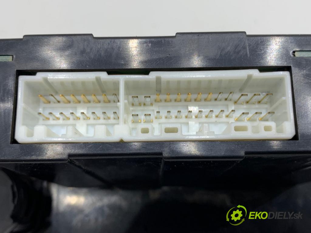 HYUNDAI TUCSON SUV 2004 83 kW 2.0 CRDi 1991 Panel ovládania kúrenia  (Prepínacie páčky pod volantom)