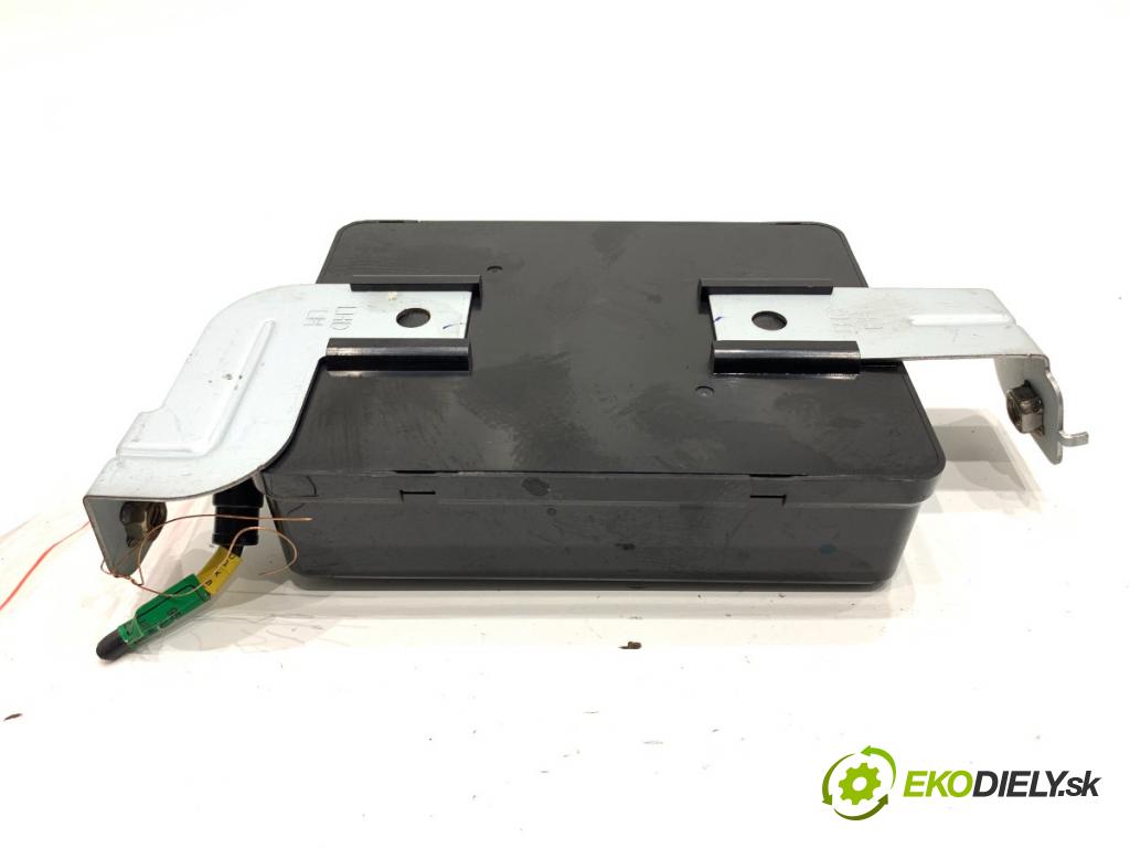 HYUNDAI TUCSON SUV 2004 83 kW 2.0 CRDi 1991 Modul komfortu 95400-2E210 (Modul komfortu)