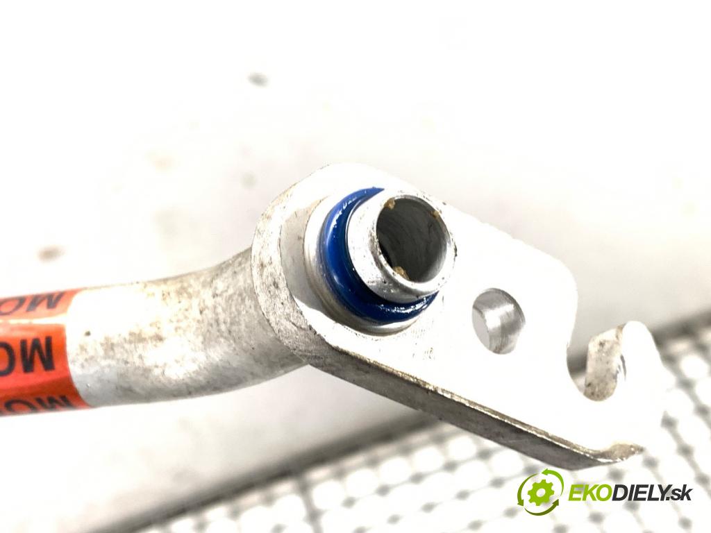 HYUNDAI TUCSON SUV 2004 83 kW 2.0 CRDi 1991 rúrka klimatizácie  (Rúrka klimatizácie)