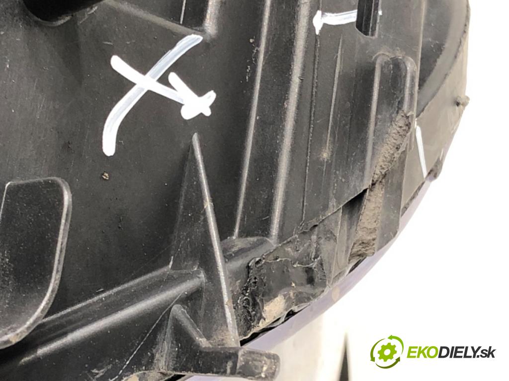 BMW E61 Kombi 2010 130 kW 520 d 1995 světlomet pravý přední část XENON 7044672
