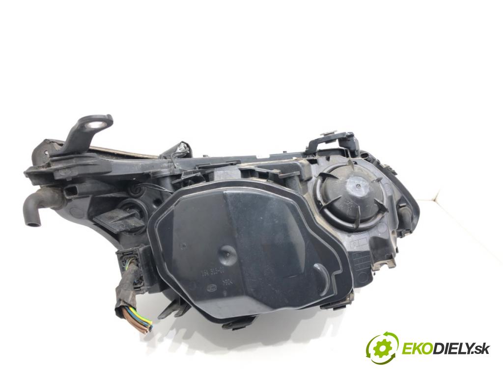 BMW E61 Kombi 2010 130 kW 520 d 1995 světlomet levý přední část XENON 7044671