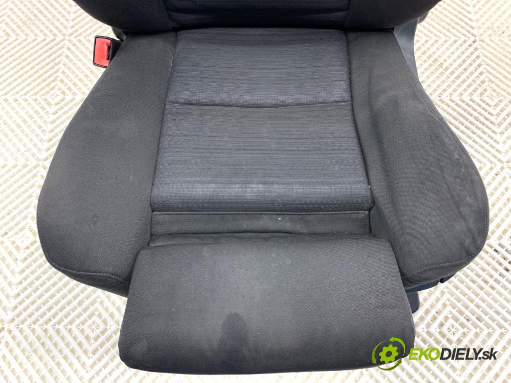 BMW 5 Touring (E61) 2004 - 2010    520 d 130 kW [177 KM] olej napędowy 2007 - 2010  Sedadlo ľavy predný