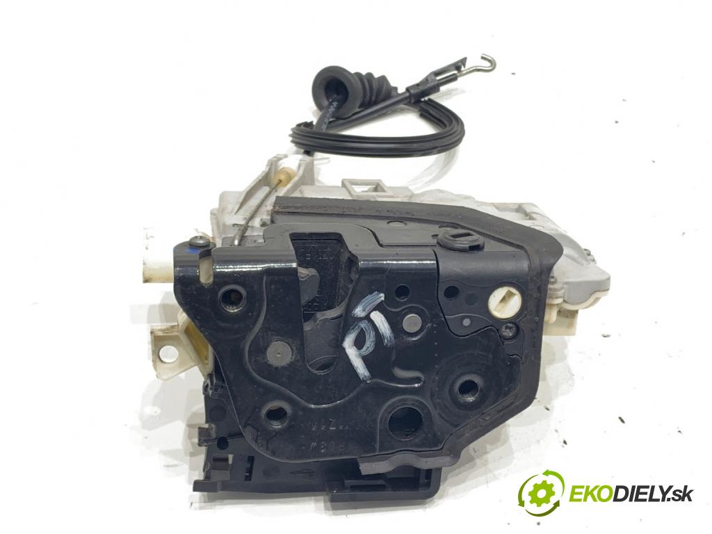 VW PASSAT B7 Variant (365) 2010 - 2015    2.0 TDI 125 kW [170 KM] olej napędowy 2010 - 2014  zámok dveře pravý zadní část 3C4839016A