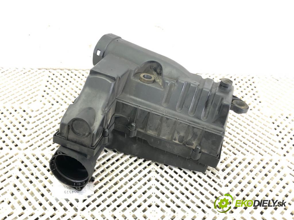 VW PASSAT B7 Variant (365) 2010 - 2015    2.0 TDI 125 kW [170 KM] olej napędowy 2010 - 2014  Obal filtra vzduchu 3C0129601CD (Obal filtra vzduchu)
