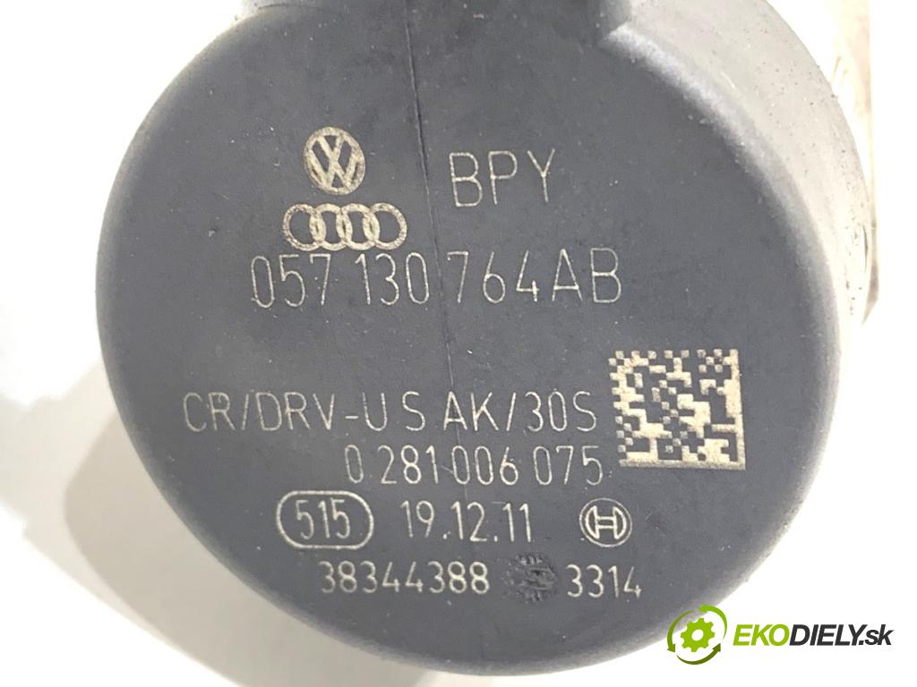 VW PASSAT B7 Variant (365) 2010 - 2015    2.0 TDI 125 kW [170 KM] olej napędowy 2010 - 2014  Regulátor tlaku paliva 057130764AB (Palivový systém ostatné)