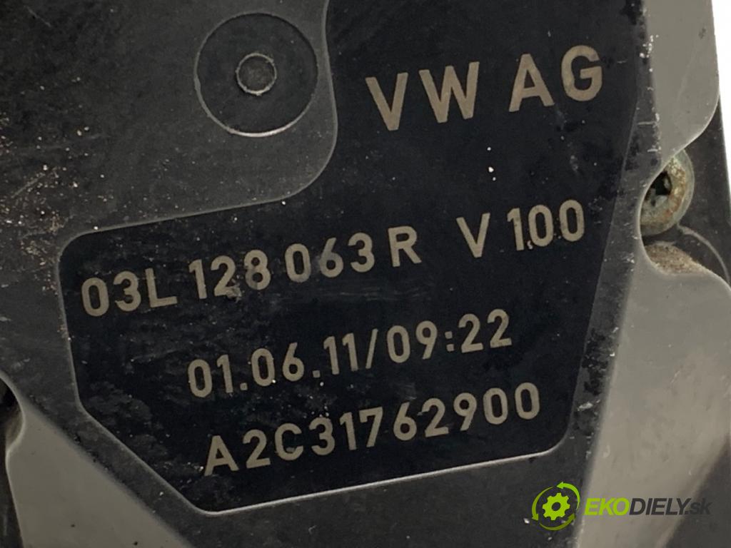 VW PASSAT B7 Variant (365) 2010 - 2015    2.0 TDI 125 kW [170 KM] olej napędowy 2010 - 2014  Škrtiaca klapka 03L128063R (Škrtiaca klapka)