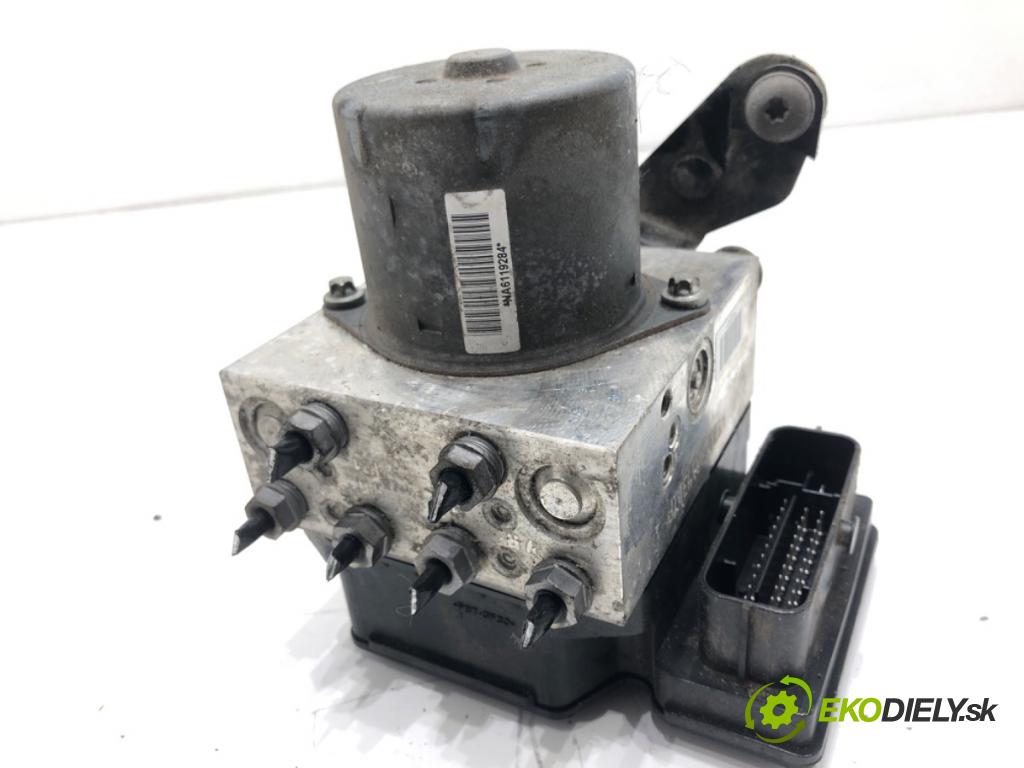 VW PASSAT B7 Variant (365) 2010 - 2015    2.0 TDI 125 kW [170 KM] olej napędowy 2010 - 2014  Pumpa ABS 3AA614109AC (Pumpa ABS)