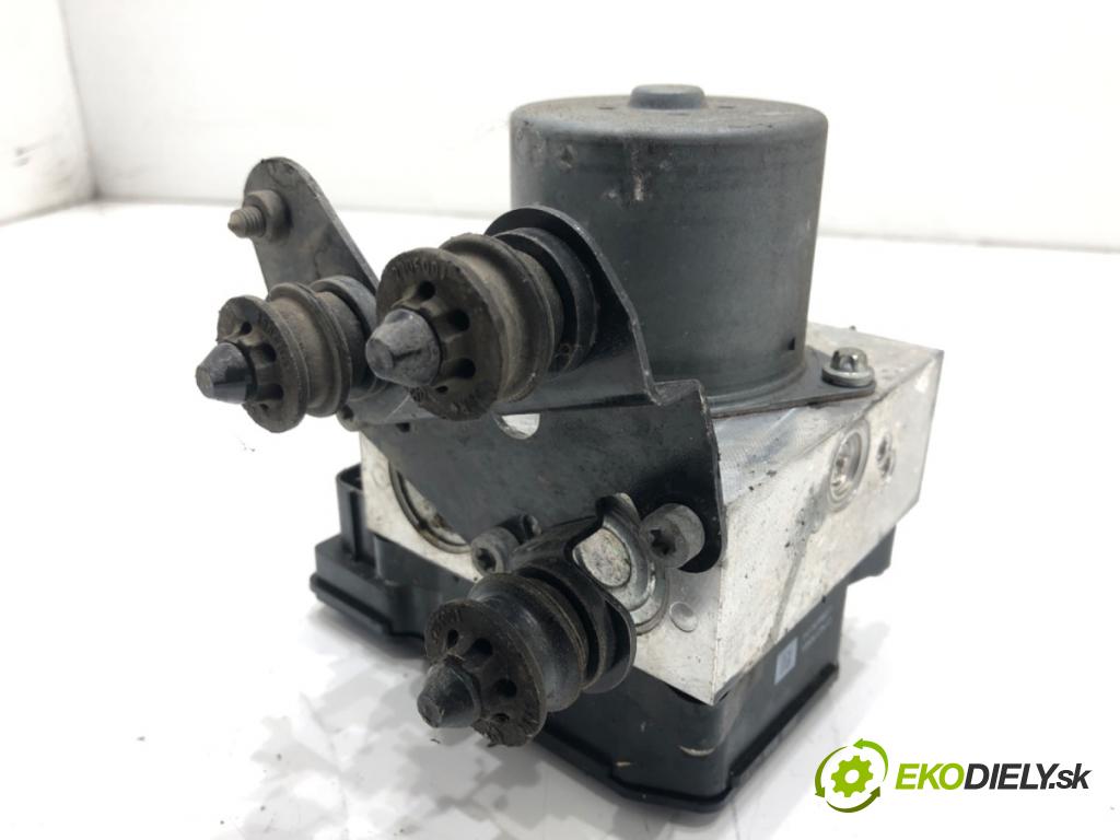 VW PASSAT B7 Variant (365) 2010 - 2015    2.0 TDI 125 kW [170 KM] olej napędowy 2010 - 2014  Pumpa ABS 3AA614109AC (Pumpa ABS)