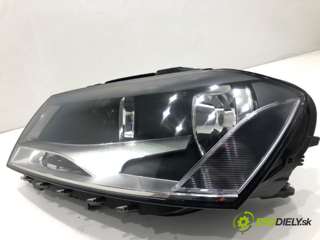 VW PASSAT B7 Variant (365) 2010 - 2015    2.0 TDI 125 kW [170 KM] olej napędowy 2010 - 2014  světlomet levý přední část