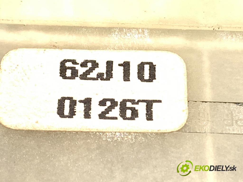 SUZUKI SX4 liftback 2006 88 kW 1.9 DDiS (RW 419D) 1910 Prepínač okien 62J100126T (Prepínacie páčky pod volantom)