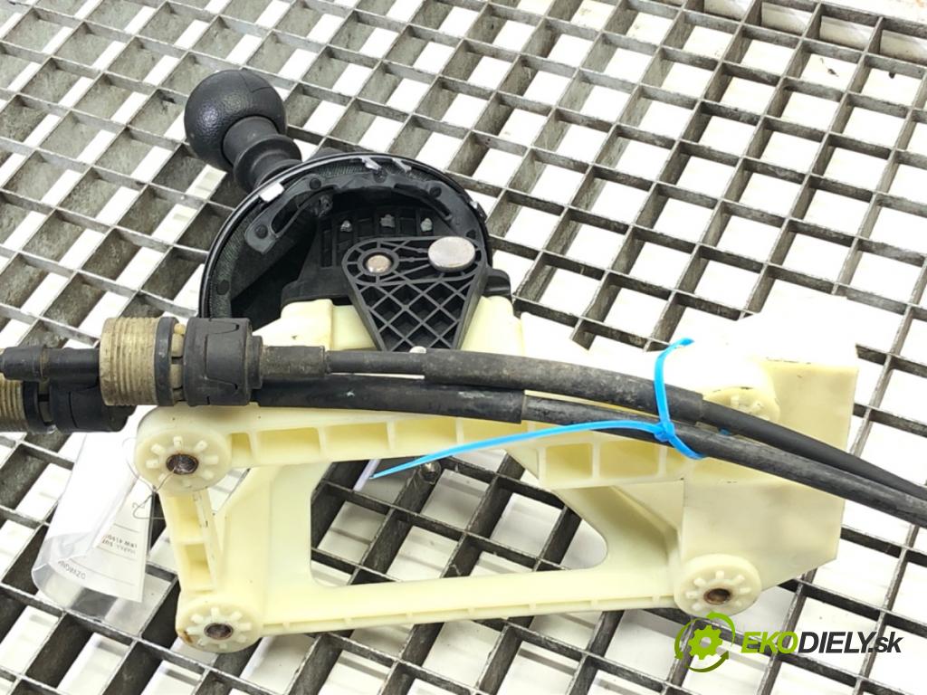 SUZUKI SX4 (EY, GY) 2006 - 2022    1.9 DDiS (RW 419D) 88 kW [120 KM] olej napędowy 2006 - 2022  Kulisa  (Rýchlostná páka (kulisa))