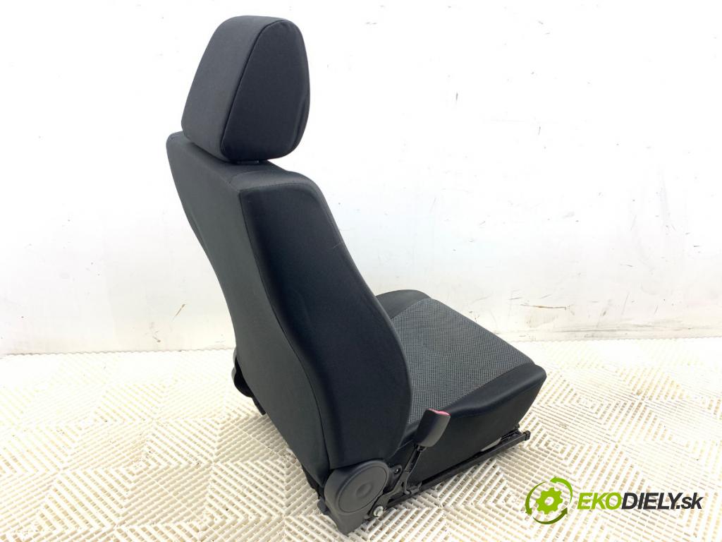 SUZUKI SX4 (EY, GY) 2006 - 2022    1.9 DDiS (RW 419D) 88 kW [120 KM] olej napędowy 2006 - 2022  Sedadlo ľavy predný
