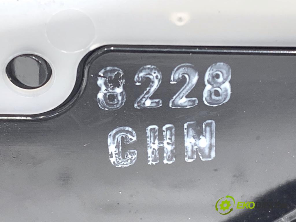 NISSAN X-TRAIL III (T32_, T32R, T32RR) 2013 - 2022    1.6 DIG-T (T32) 120 kW [163 KM] benzyna 2015 - 2022  zámok dveře levý zadní část