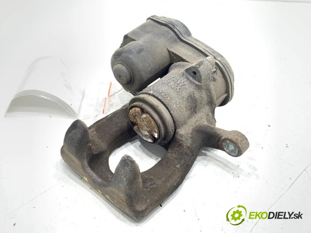 NISSAN X-TRAIL III (T32_, T32R, T32RR) 2013 - 2022    1.6 DIG-T (T32) 120 kW [163 KM] benzyna 2015 - 2022  Brzdič strmeň pravy zad 440004CA0C