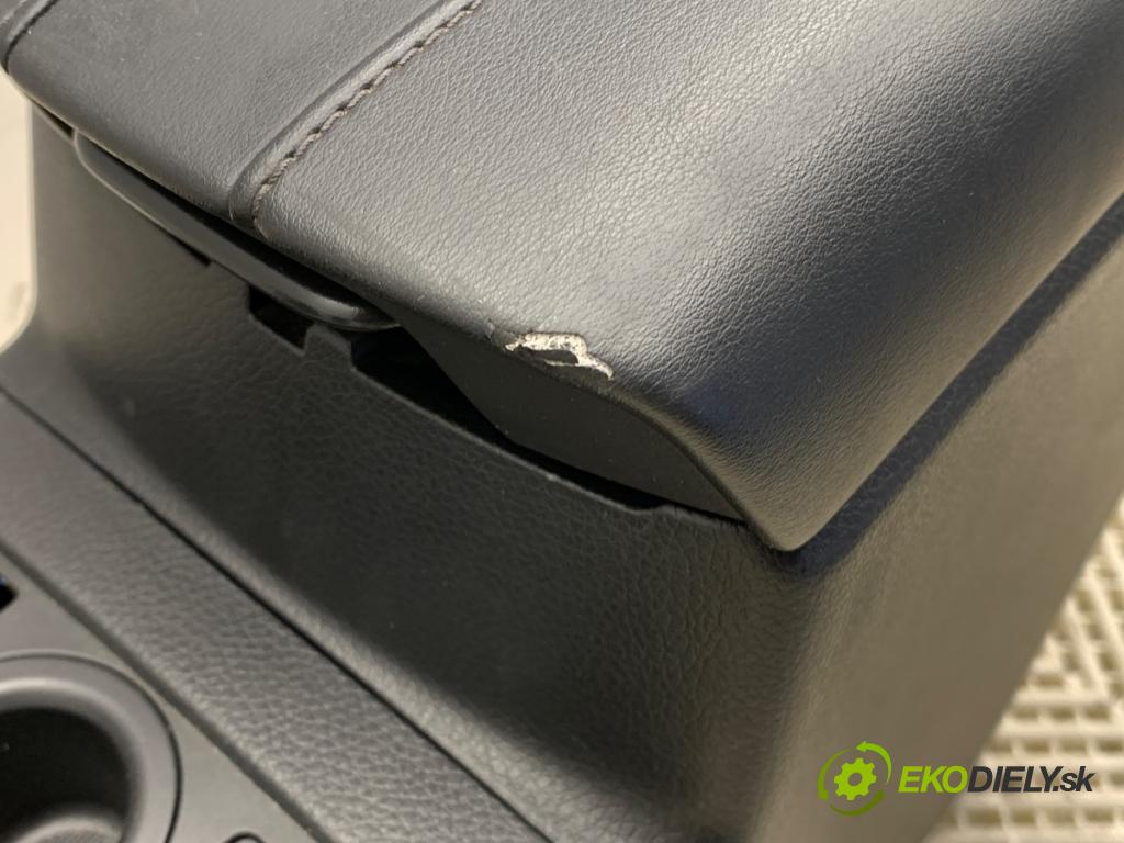 NISSAN X-TRAIL III (T32_, T32R, T32RR) 2013 - 2022    1.6 DIG-T (T32) 120 kW [163 KM] benzyna 2015 - 2022  Tunel stredový  (Stredový tunel / panel)
