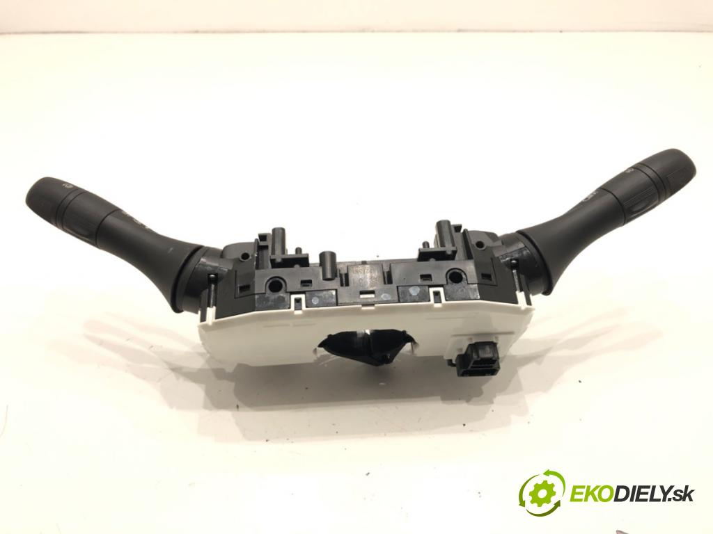 NISSAN X-TRAIL III (T32_, T32R, T32RR) 2013 - 2022    1.6 DIG-T (T32) 120 kW [163 KM] benzyna 2015 - 2022  Prepínač kombinovaný 18228SN1 (Prepínacie páčky pod volantom)