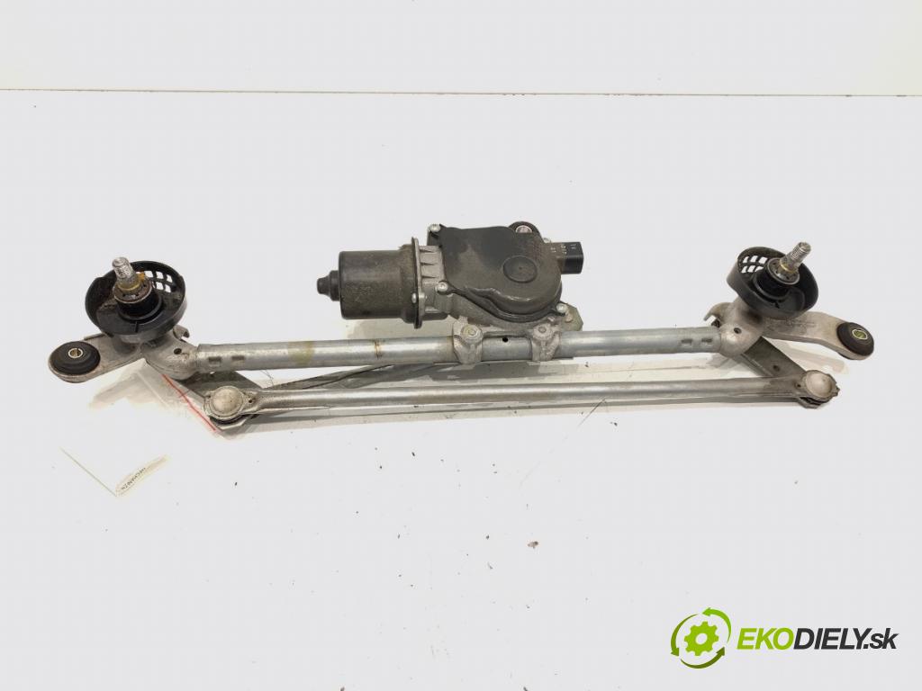 NISSAN X-TRAIL III (T32_, T32R, T32RR) 2013 - 2022    1.6 DIG-T (T32) 120 kW [163 KM] benzyna 2015 - 2022  Mechanizmus stieračov predný  (Motorček stieračov predný)