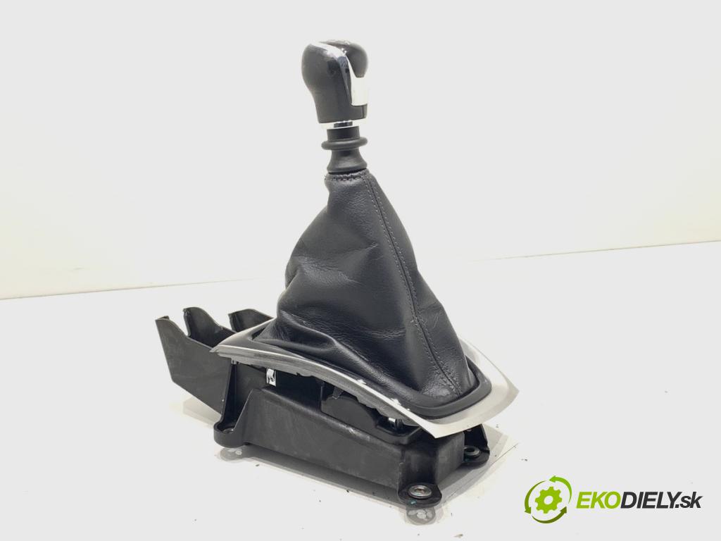 NISSAN X-TRAIL III (T32_, T32R, T32RR) 2013 - 2022    1.6 DIG-T (T32) 120 kW [163 KM] benzyna 2015 - 2022  kulisa 341017450R (Rýchlostné páky / kulisy)