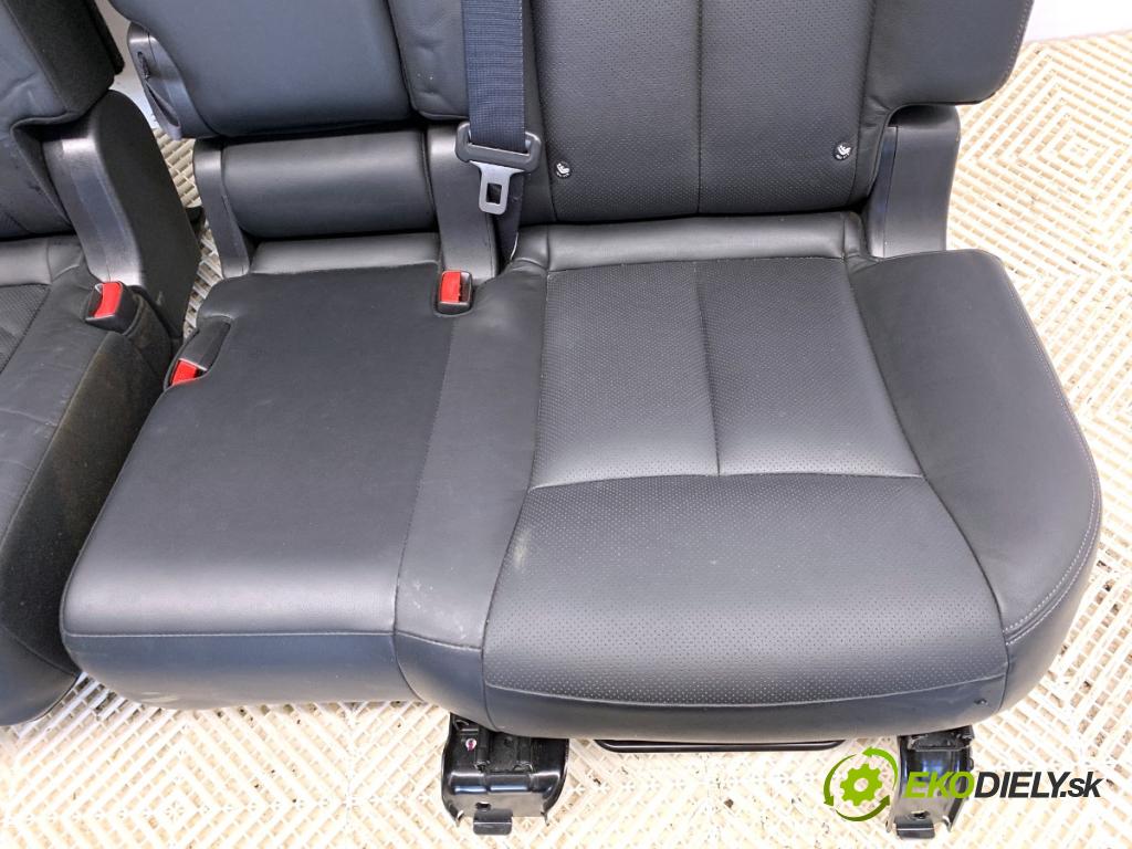 NISSAN X-TRAIL T32 SUV 2018 120 kW 1.6 DIG-T (T32) 1618 Sedadlo druhý rad