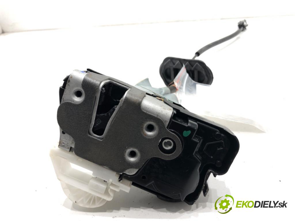 FORD FOCUS IV (HN) 2018 - 2022    1.0 EcoBoost 92 kW [125 KM] benzyna 2018 - 2022  zámok dveře pravý přední část JX7A-A21812-EE