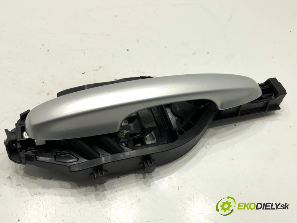 FORD FOCUS IV liftback 2019 92 kW 1.0 EcoBoost 999 Kľučka vonkajšia ľavy zad 