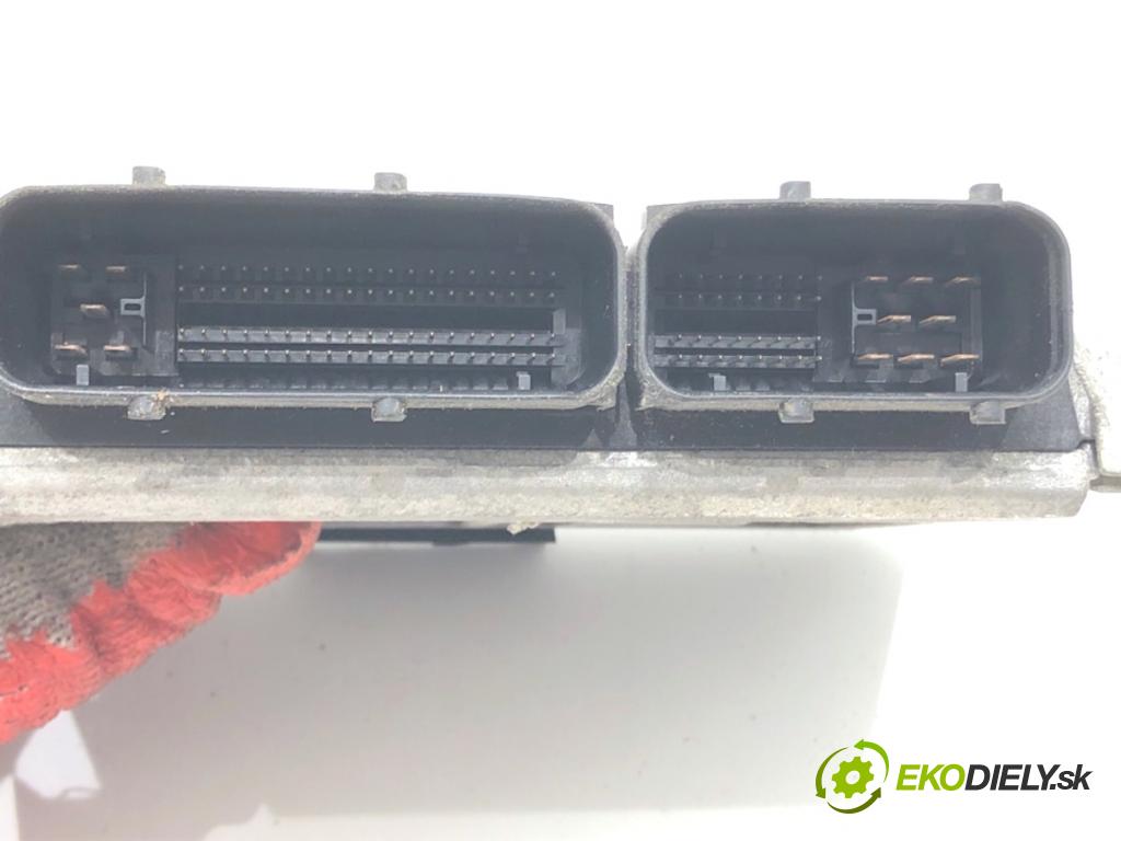 SEAT IBIZA III liftback 2005 55 kW 1.4 16V 1390 riadiaca jednotka Motor 036906034JG (Riadiaca jednotka)