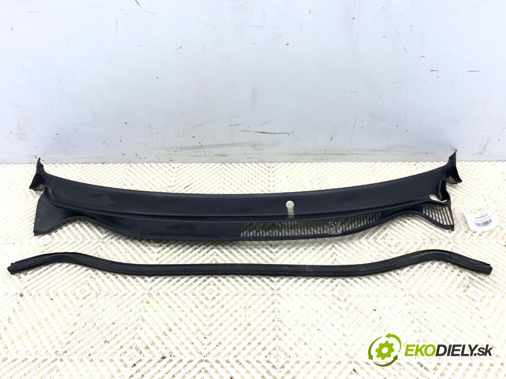 SEAT IBIZA III (6L1) 2002 - 2009    1.4 16V 55 kW [75 KM] benzyna 2002 - 2007  torpédo plast pod čelní okno 6L1853185B (Torpéda)