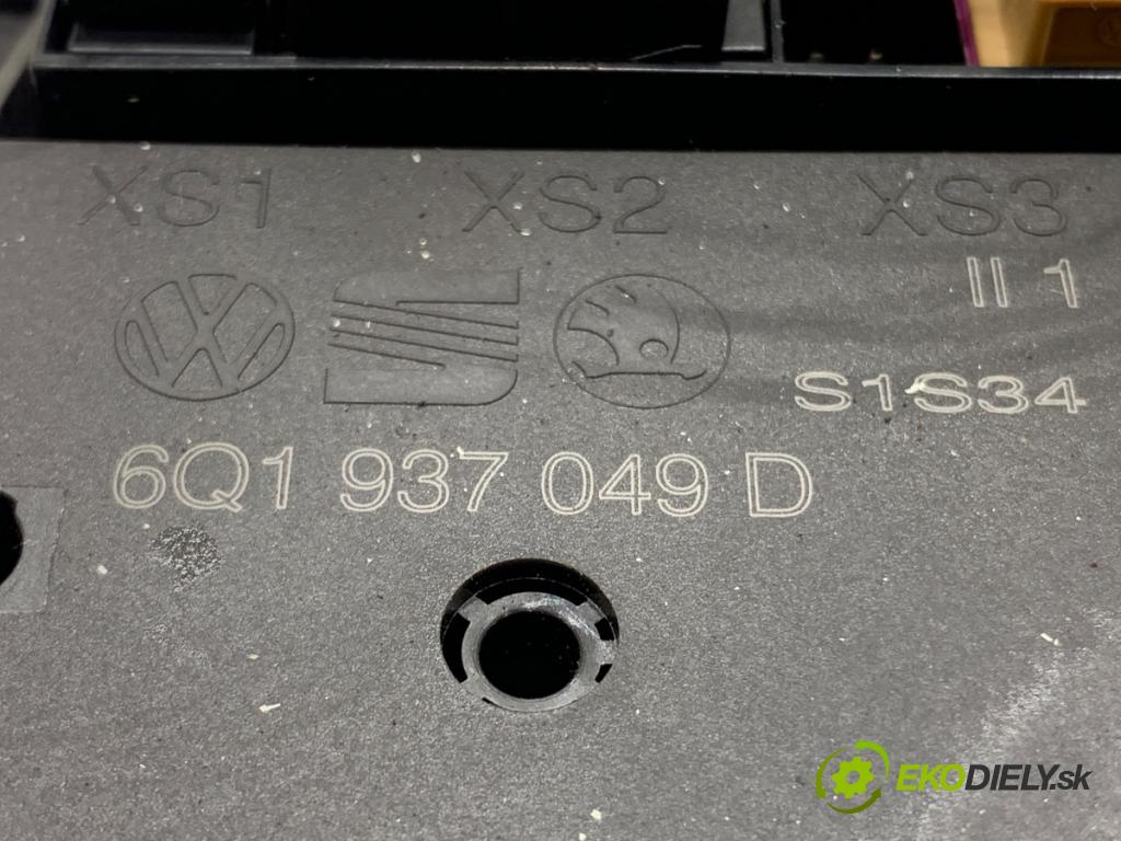 SEAT IBIZA III liftback 2005 55 kW 1.4 16V 1390 Modul komfortu 6Q1937049D (Modul komfortu)