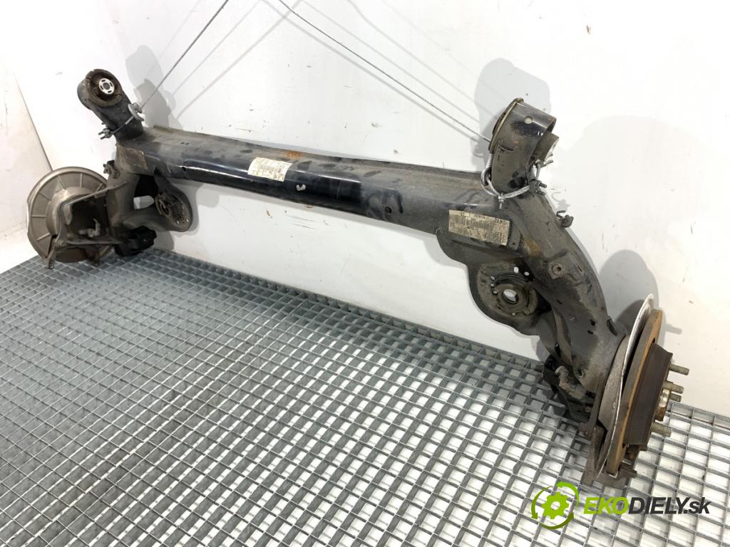 FORD FOCUS IV (HN) 2018 - 2022    1.0 EcoBoost 92 kW [125 KM] benzyna 2018 - 2022  výztuha zadní část